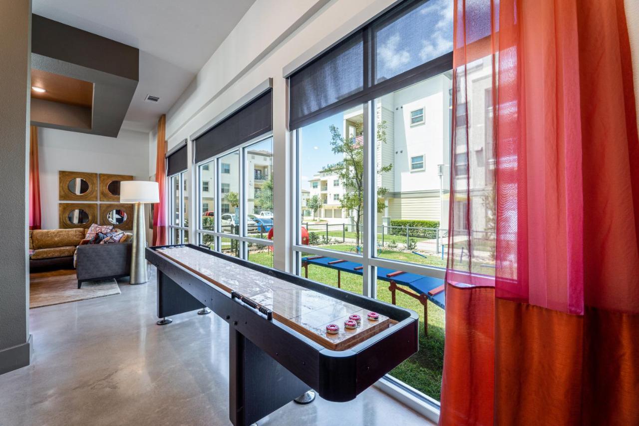 شقة Luxe 3B/2B Getaway - Pool, Gym, Parking, Pet Wash Leander المظهر الخارجي الصورة